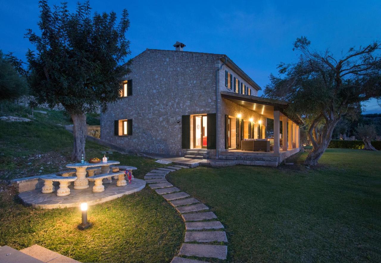 Owl Booking Villa Siquier - Luxury Retreat With Mountain Views Pollenca Bagian luar foto