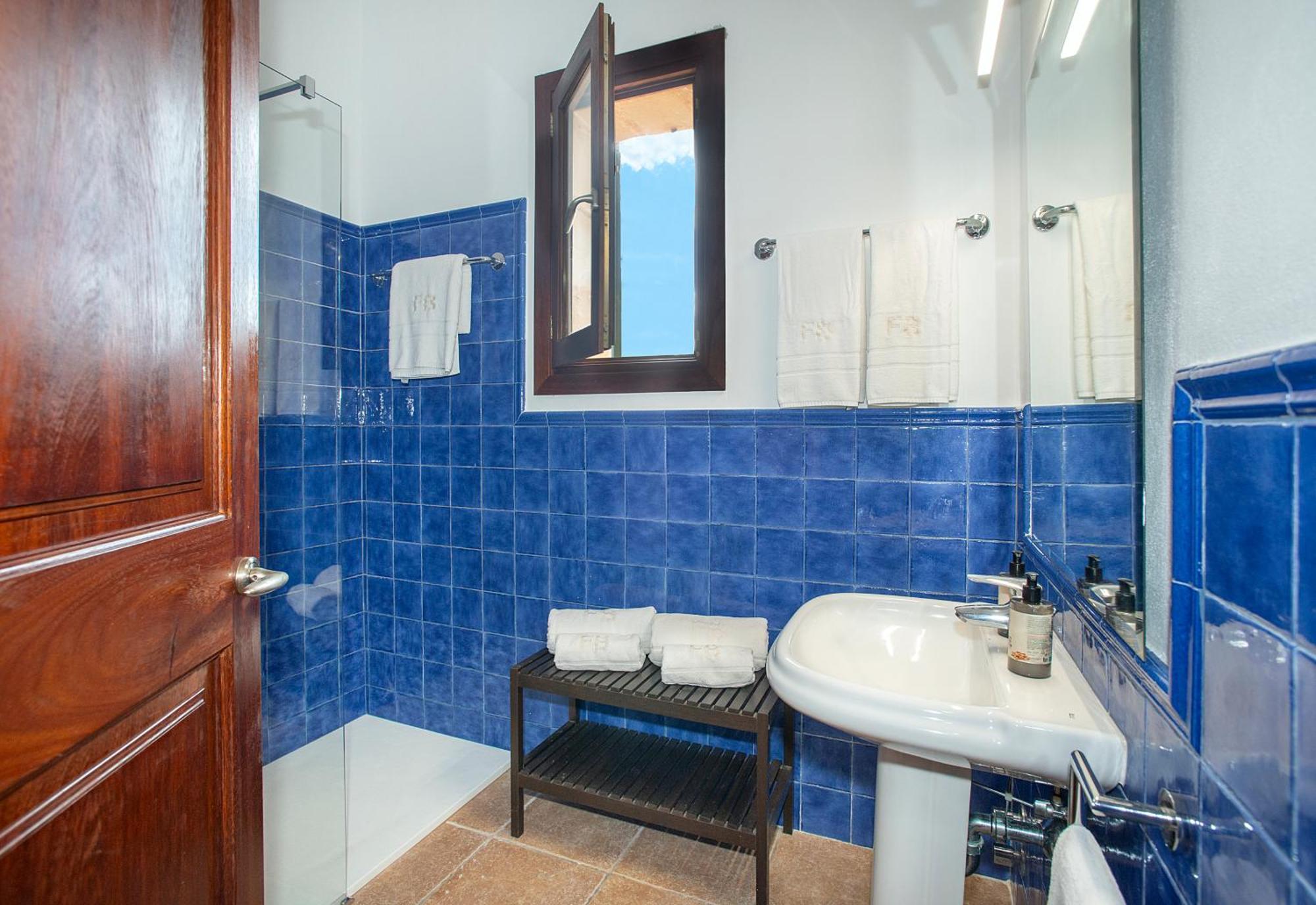 Owl Booking Villa Siquier - Luxury Retreat With Mountain Views Pollenca Bagian luar foto